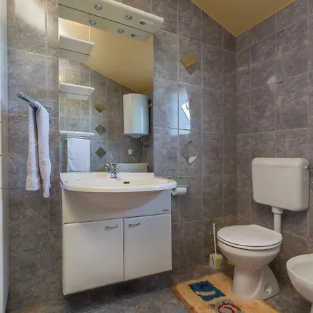 Two-bedroom In * Žbandaj