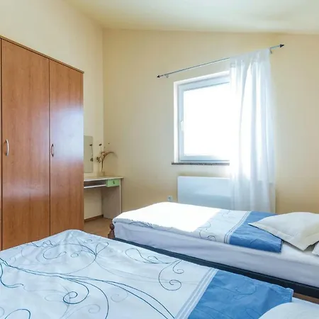 Two-bedroom In Appartamento *